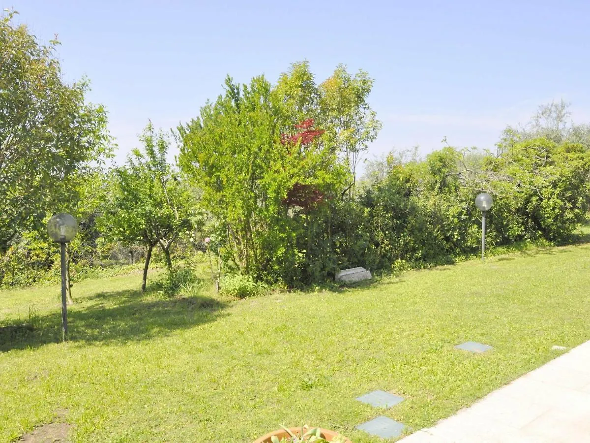 Holiday Home With Private Garden, About 1 Km From The Lake Lazise